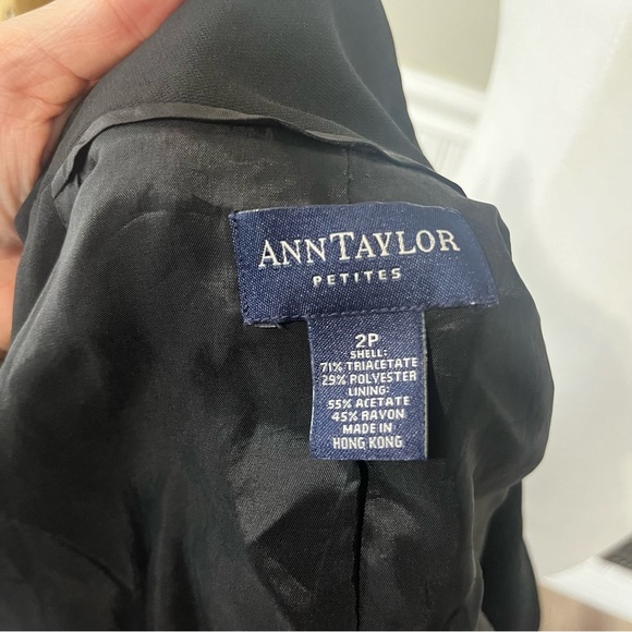 Ann Taylor Petites Fitted Black Blazer - Picture 4 of 4